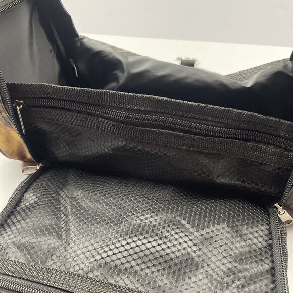 Belle Russo Camo Toiletry Bag Hanging Travel Hunting Canvas - Picture 13 of 15